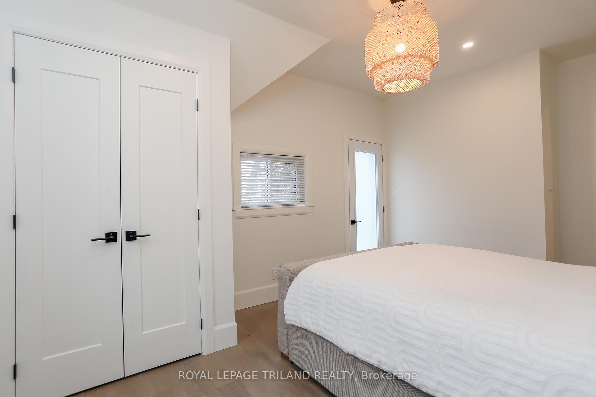 Photo 27 of 33 Gladstone Avenue, St. Thomas — HOMEH
