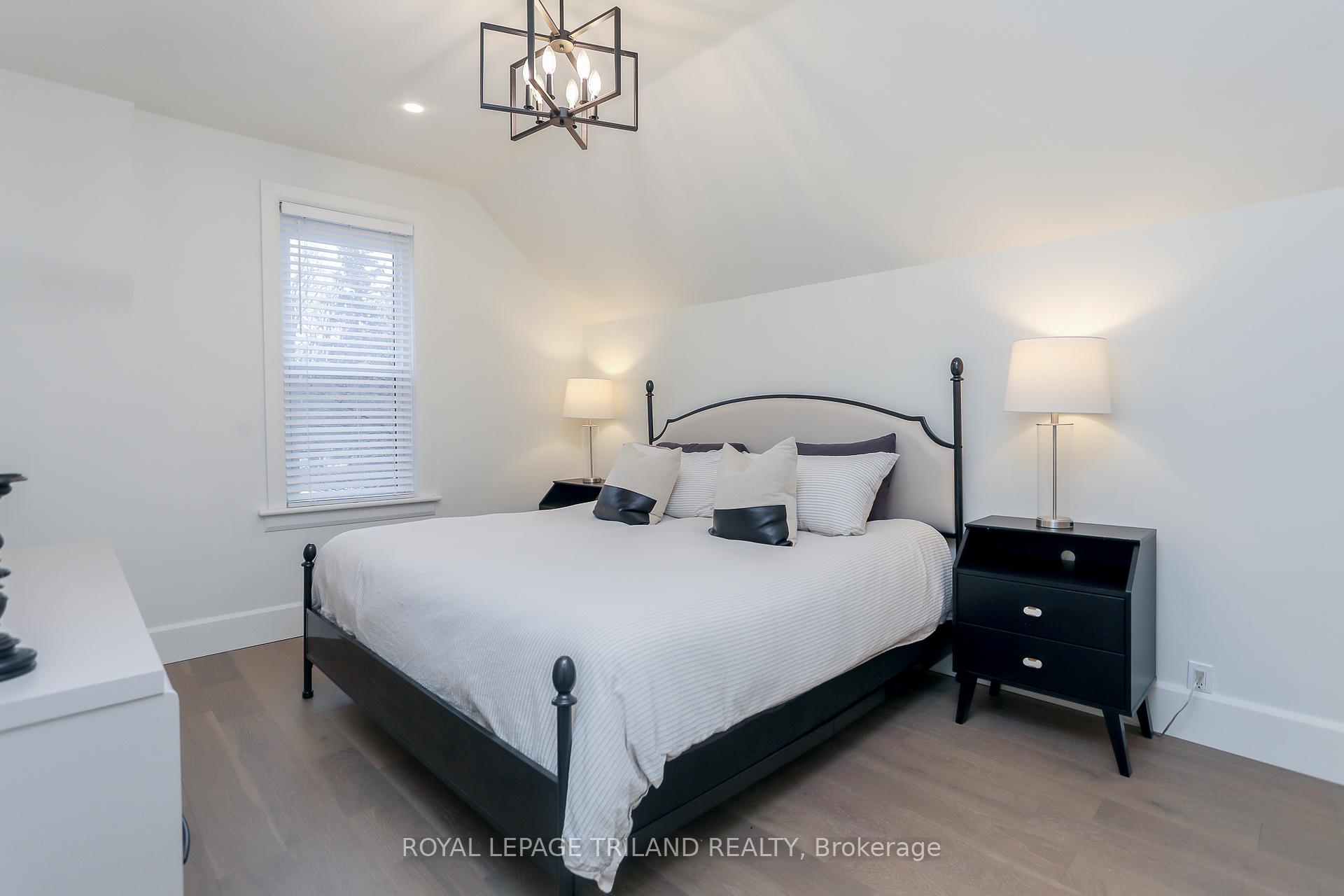 Photo 30 of 33 Gladstone Avenue, St. Thomas — HOMEH
