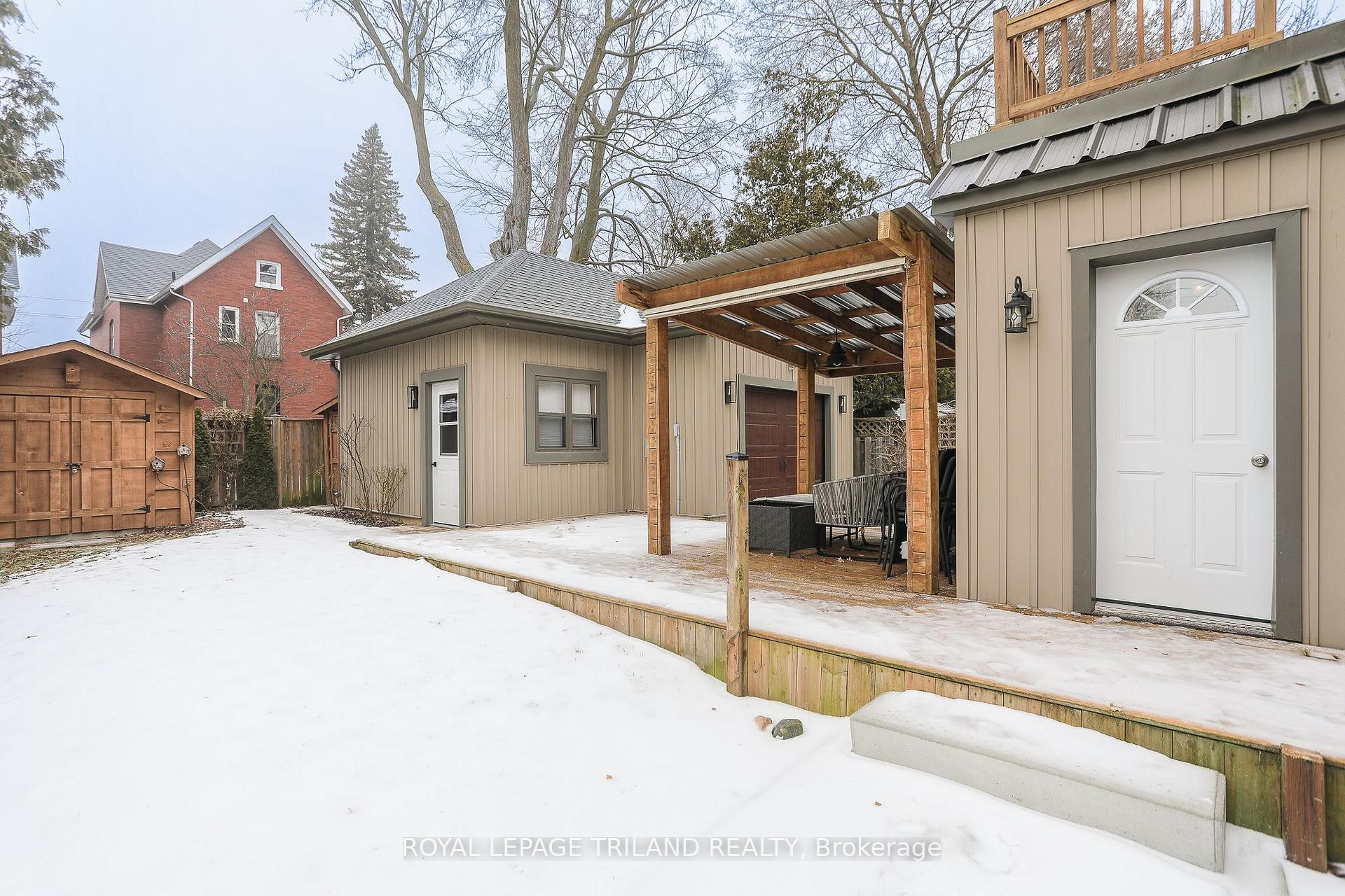 Photo 41 of 33 Gladstone Avenue, St. Thomas — HOMEH