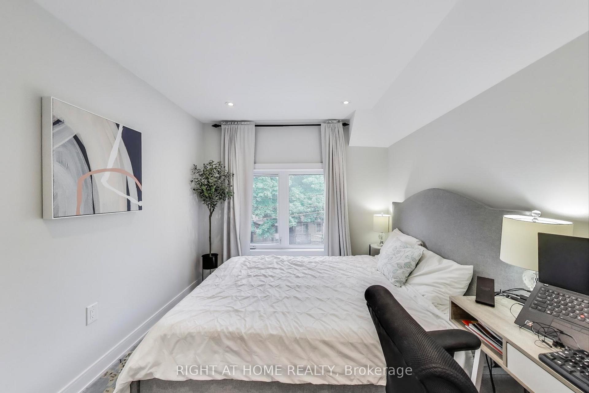 Photo 23 of 378 Cedarvale Avenue, Toronto, Woodbine-Lumsden — HOMEH