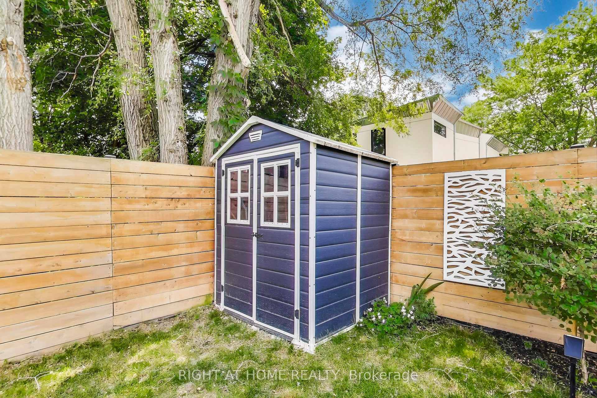 Photo 40 of 378 Cedarvale Avenue, Toronto, Woodbine-Lumsden — HOMEH