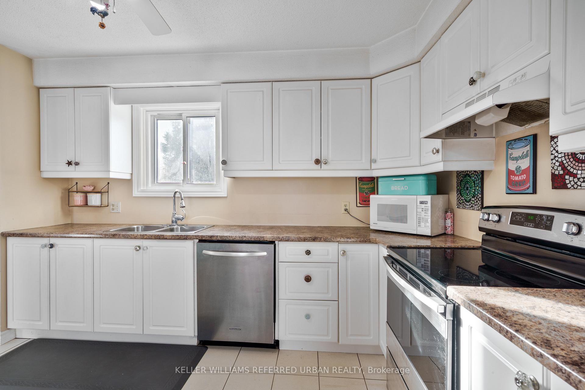 Photo 28 of 624 Highland Crescent, Brock, Beaverton — HOMEH