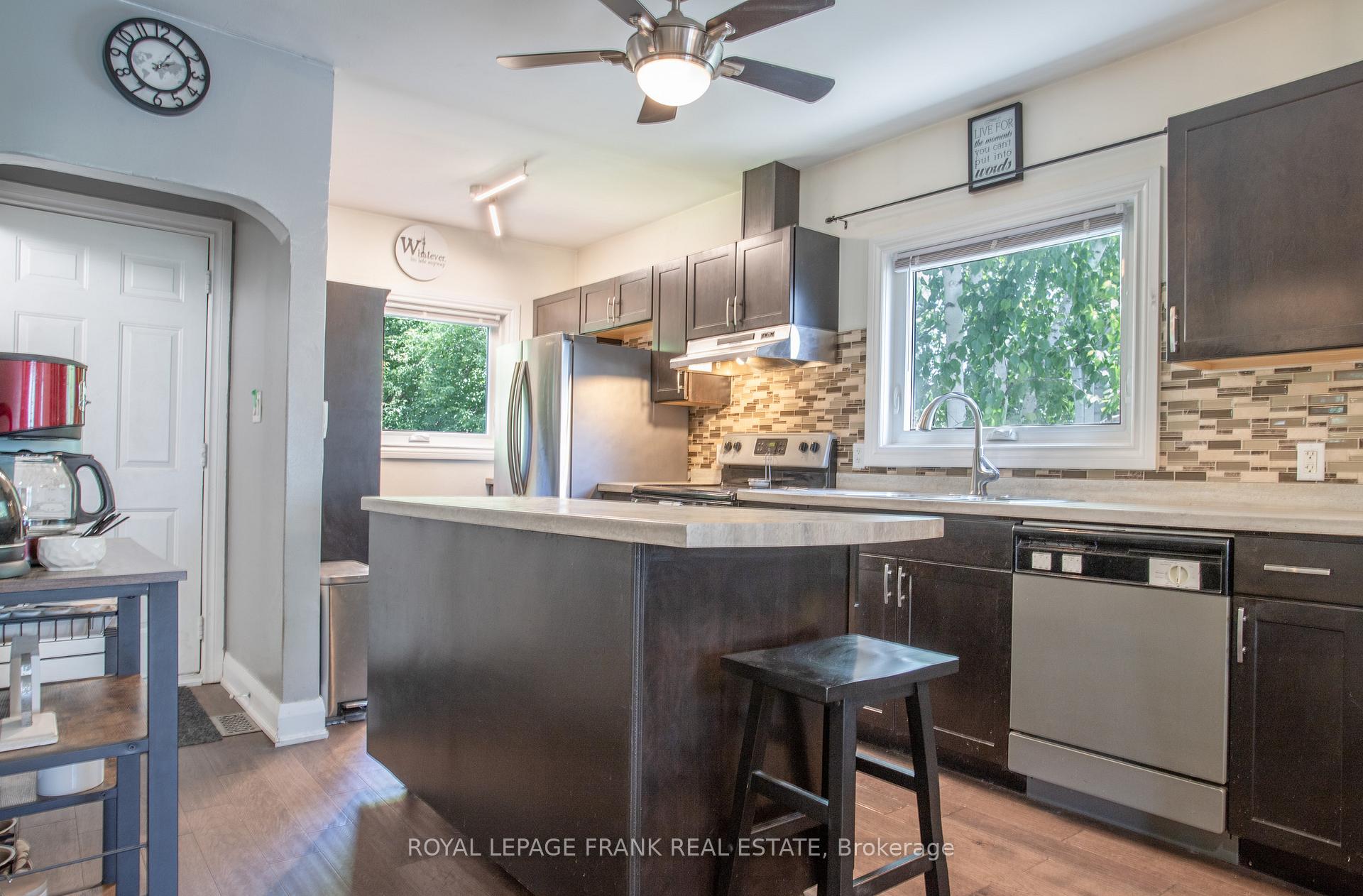 Photo 12 of 189 Nassau Street, Oshawa, Vanier — HOMEH