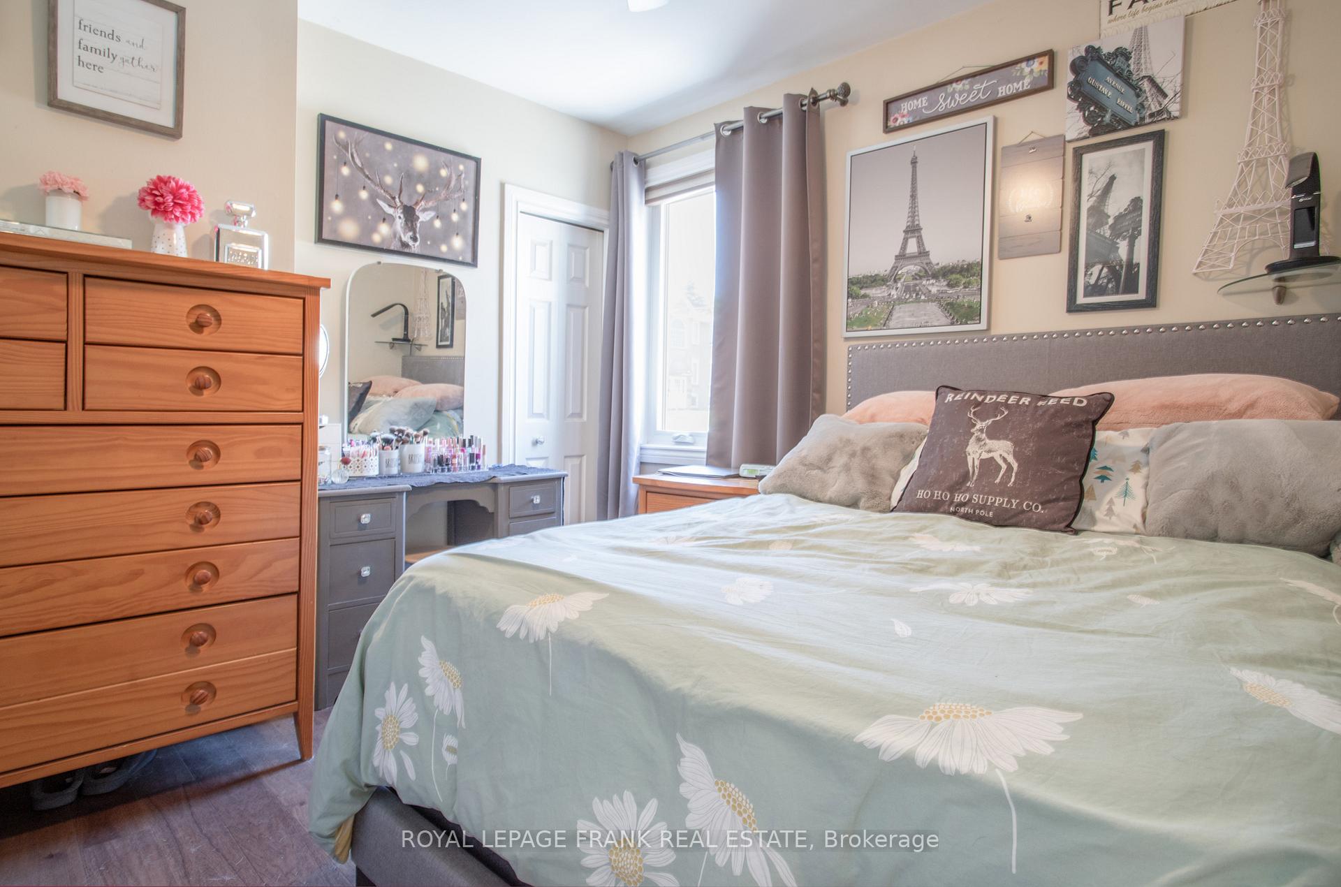 Photo 4 of 189 Nassau Street, Oshawa, Vanier — HOMEH