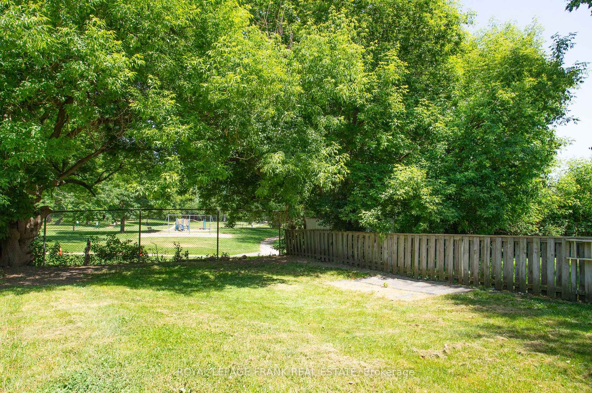 Photo 21 of 189 Nassau Street, Oshawa, Vanier — HOMEH