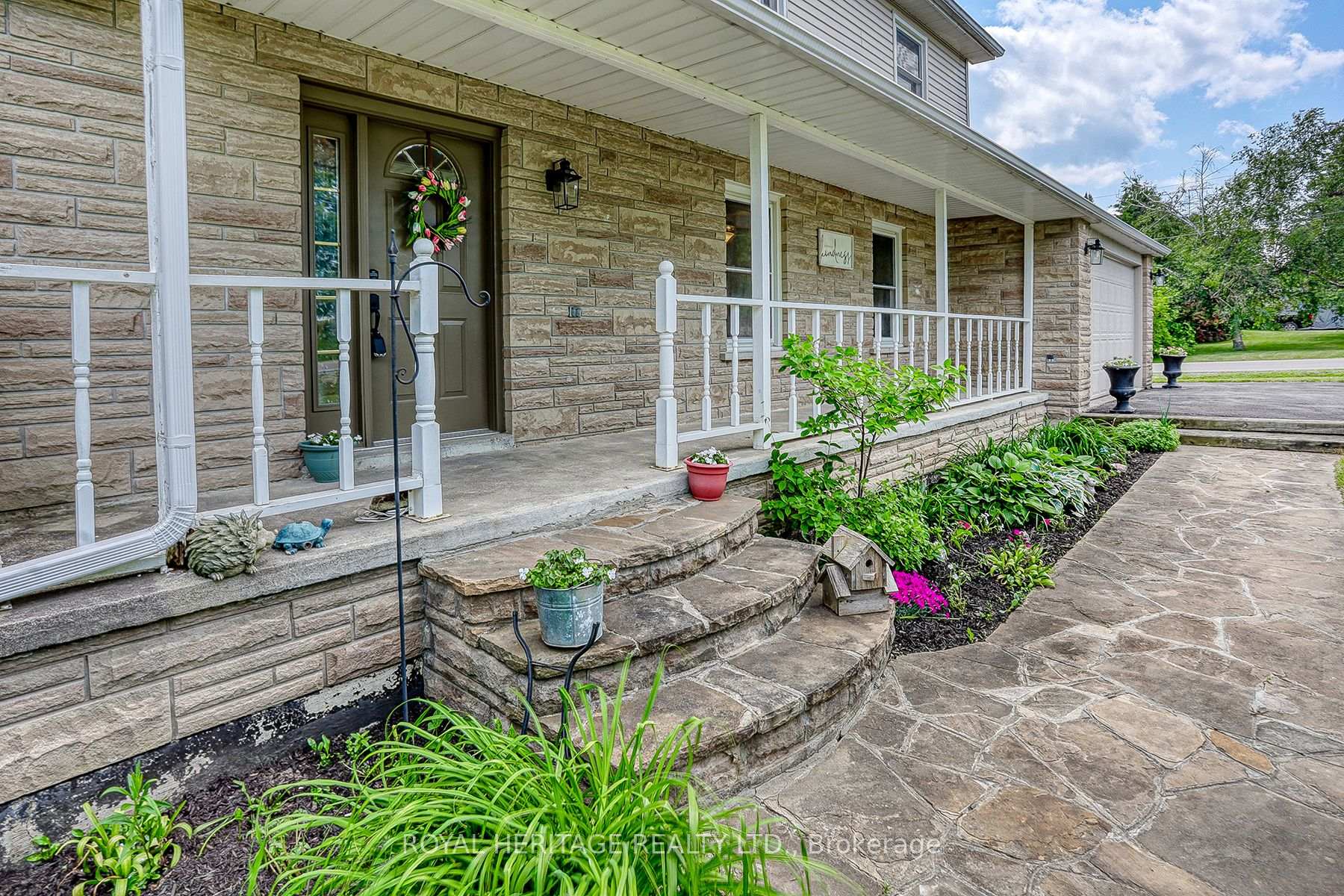Photo 2 of 811 Third Concession Road, Pickering, Rural Pickering — HOMEH
