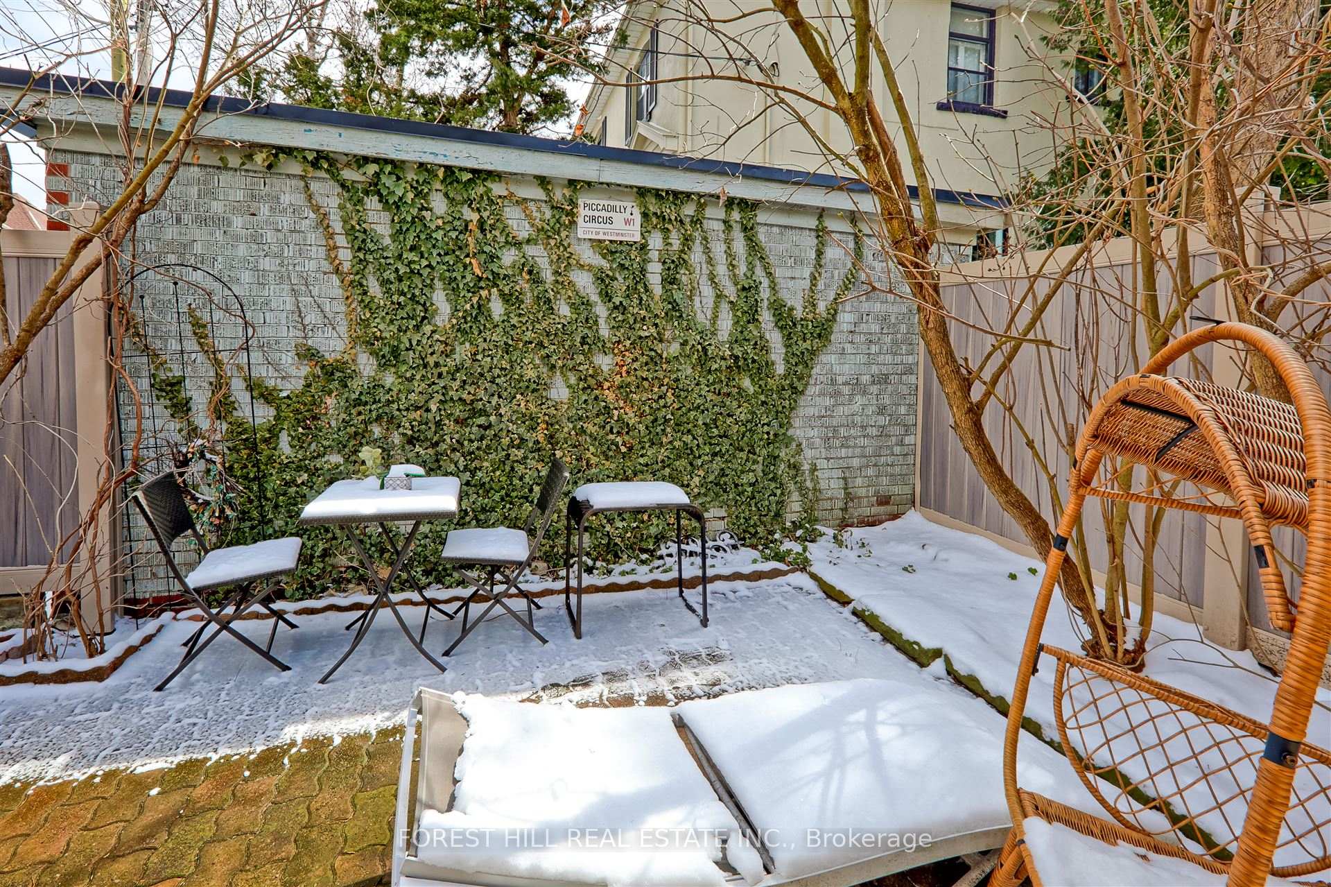 Photo 21 of 49 Coulson Avenue, Toronto, Forest Hill South — HOMEH