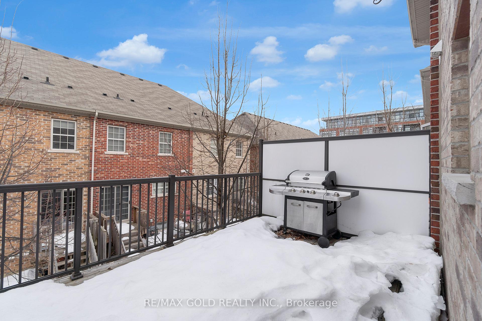 Photo 15 of 18 Whitehaven Lane, Kitchener — HOMEH
