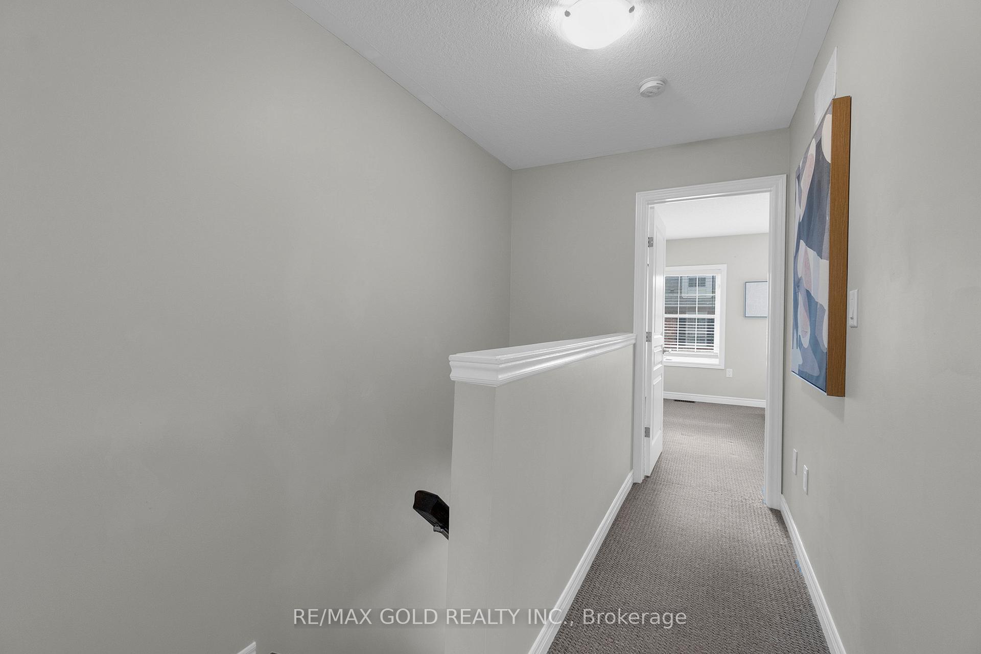 Photo 6 of 18 Whitehaven Lane, Kitchener — HOMEH