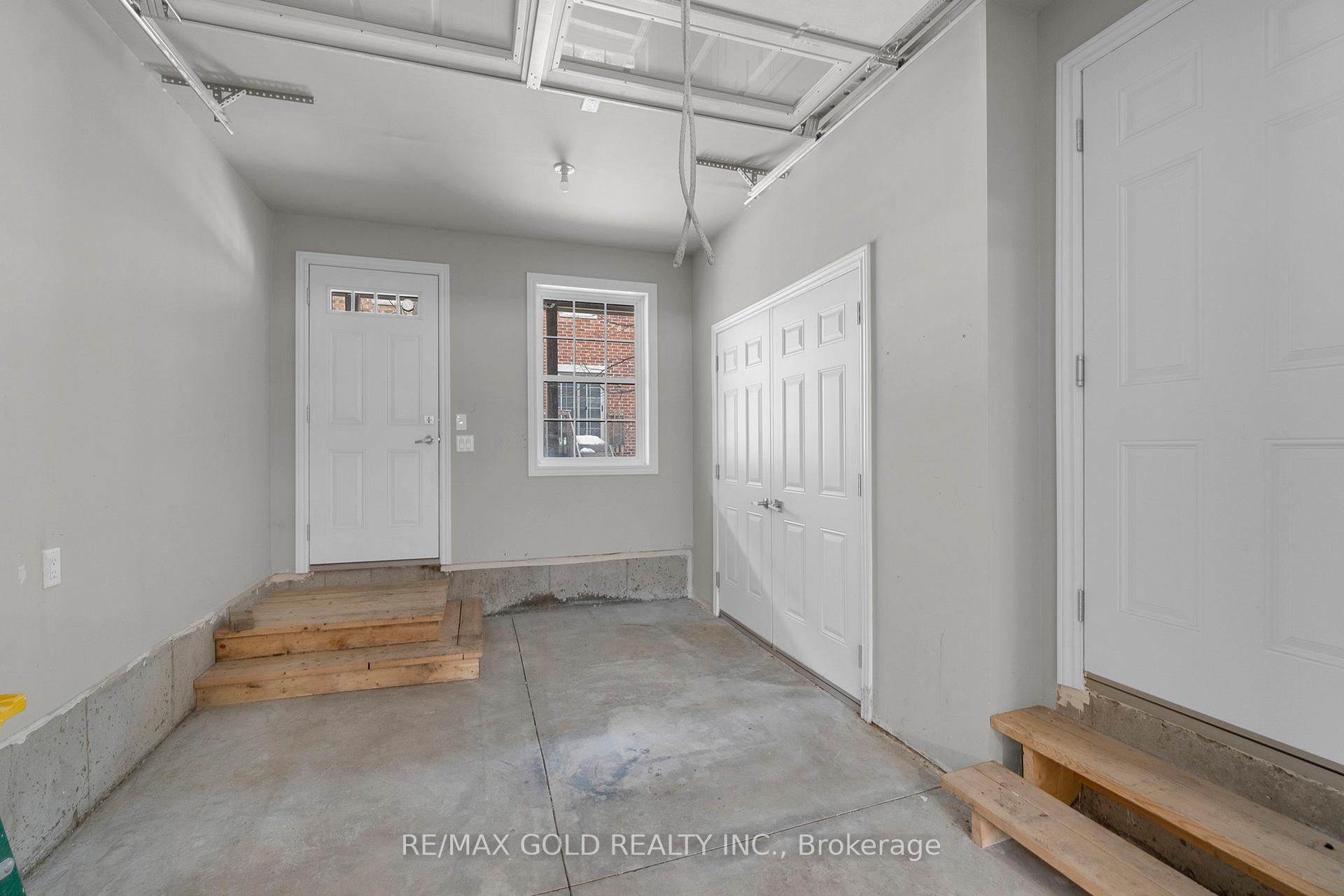 Photo 25 of 18 Whitehaven Lane, Kitchener — HOMEH