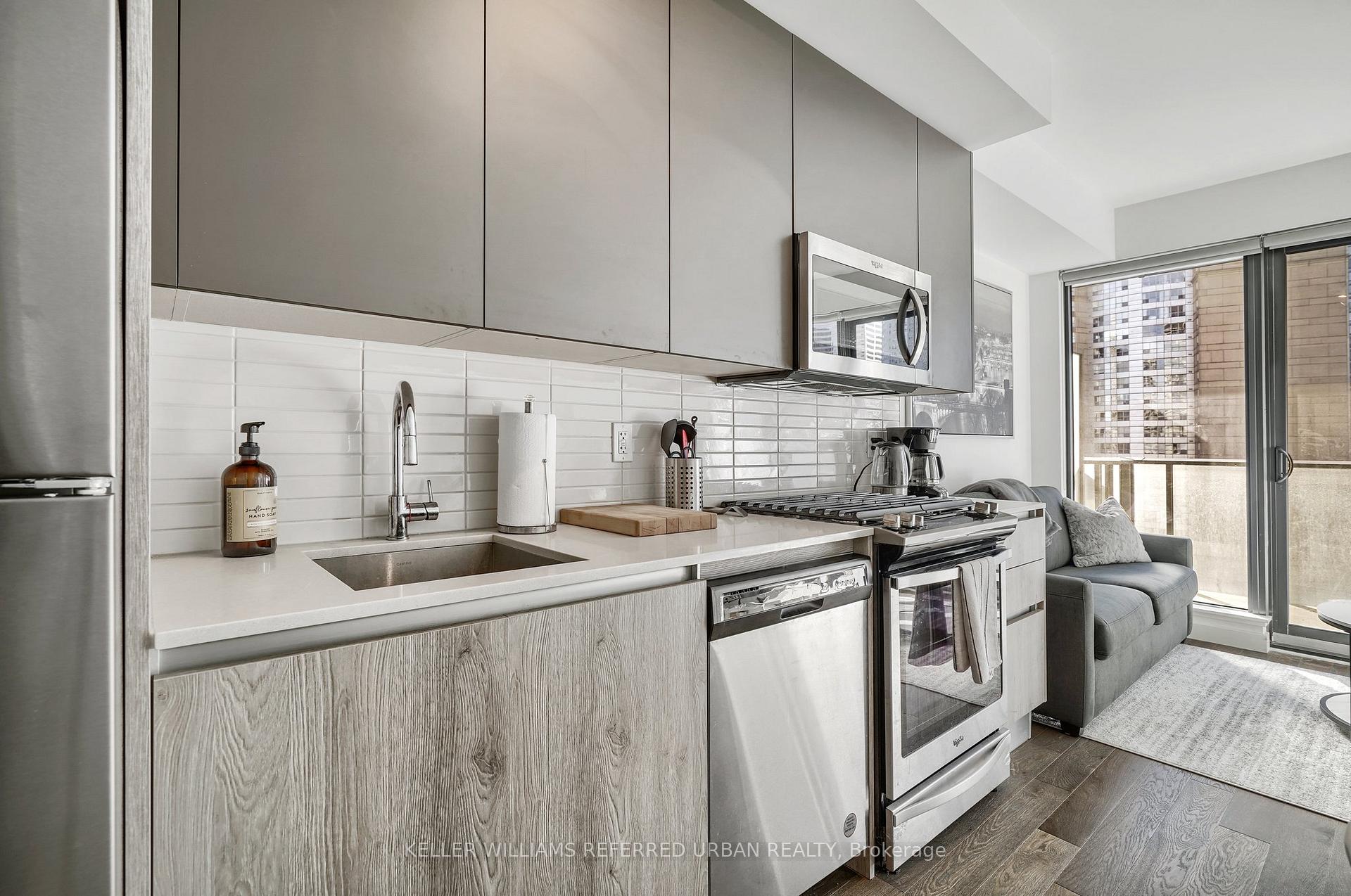 Photo 7 of Unit 1706, 2A Church Street, Toronto, Waterfront Communities — HOMEH