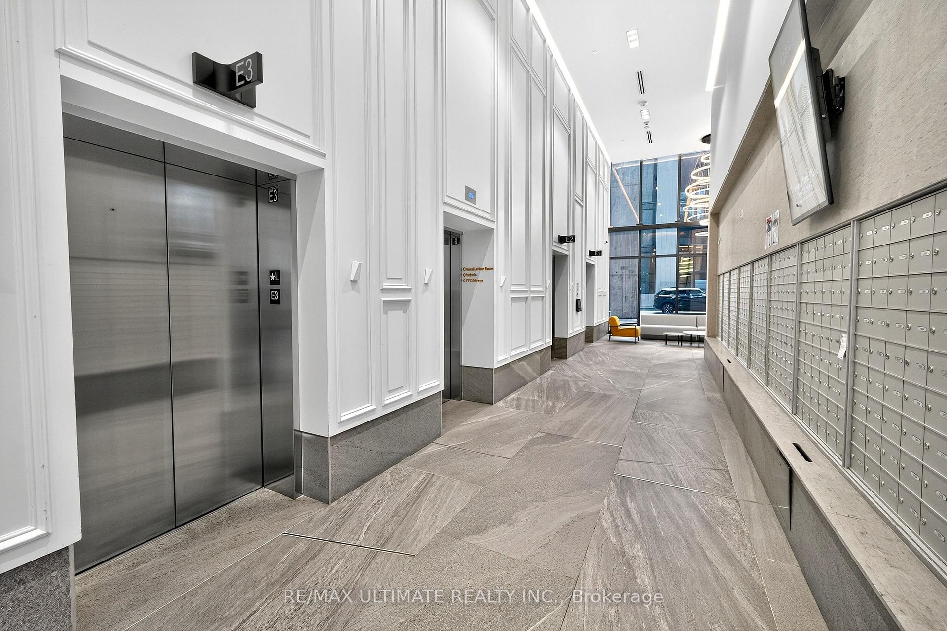 Photo 2 of Unit 4804, 3 Gloucester Street, Toronto, Church-Yonge Corridor — HOMEH