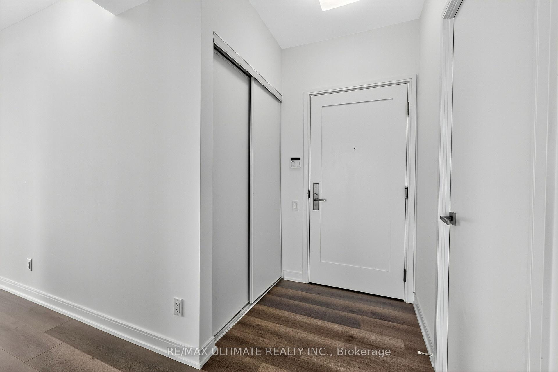Photo 5 of Unit 4804, 3 Gloucester Street, Toronto, Church-Yonge Corridor — HOMEH