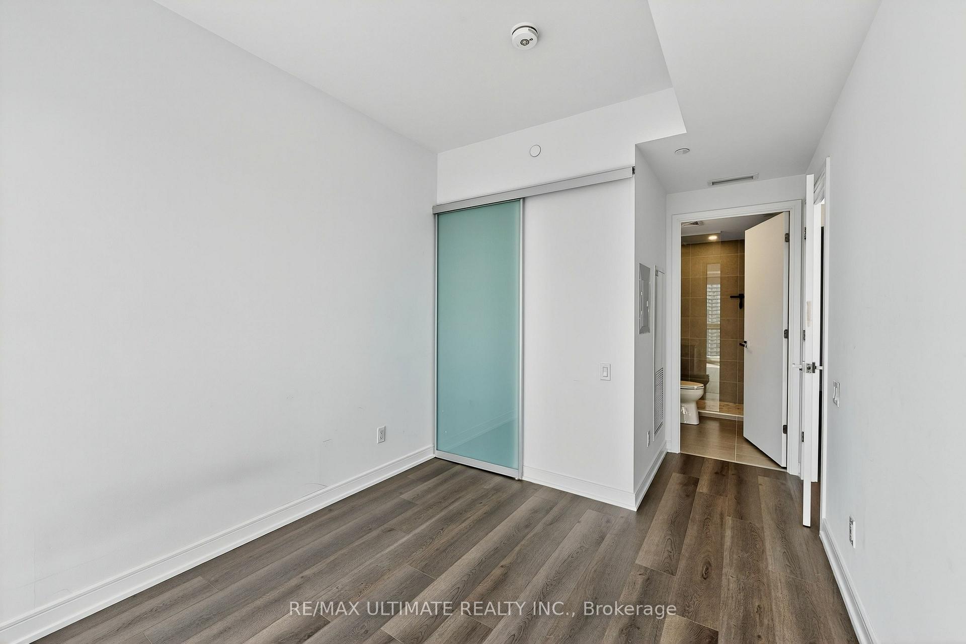 Photo 11 of Unit 4804, 3 Gloucester Street, Toronto, Church-Yonge Corridor — HOMEH