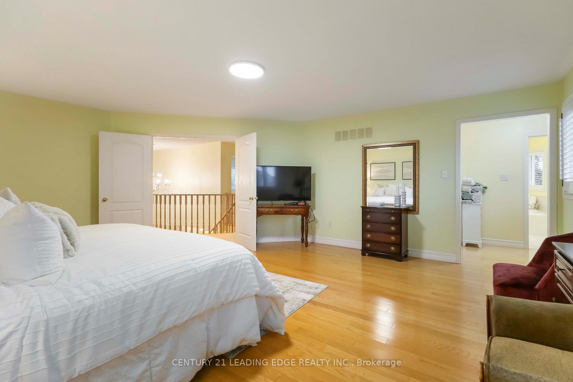 Photo 11 of 62 Chiltern Place, Whitby, Pringle Creek — HOMEH