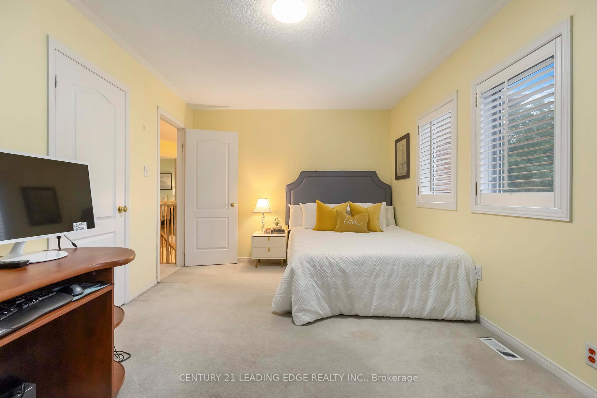 Photo 36 of 62 Chiltern Place, Whitby, Pringle Creek — HOMEH
