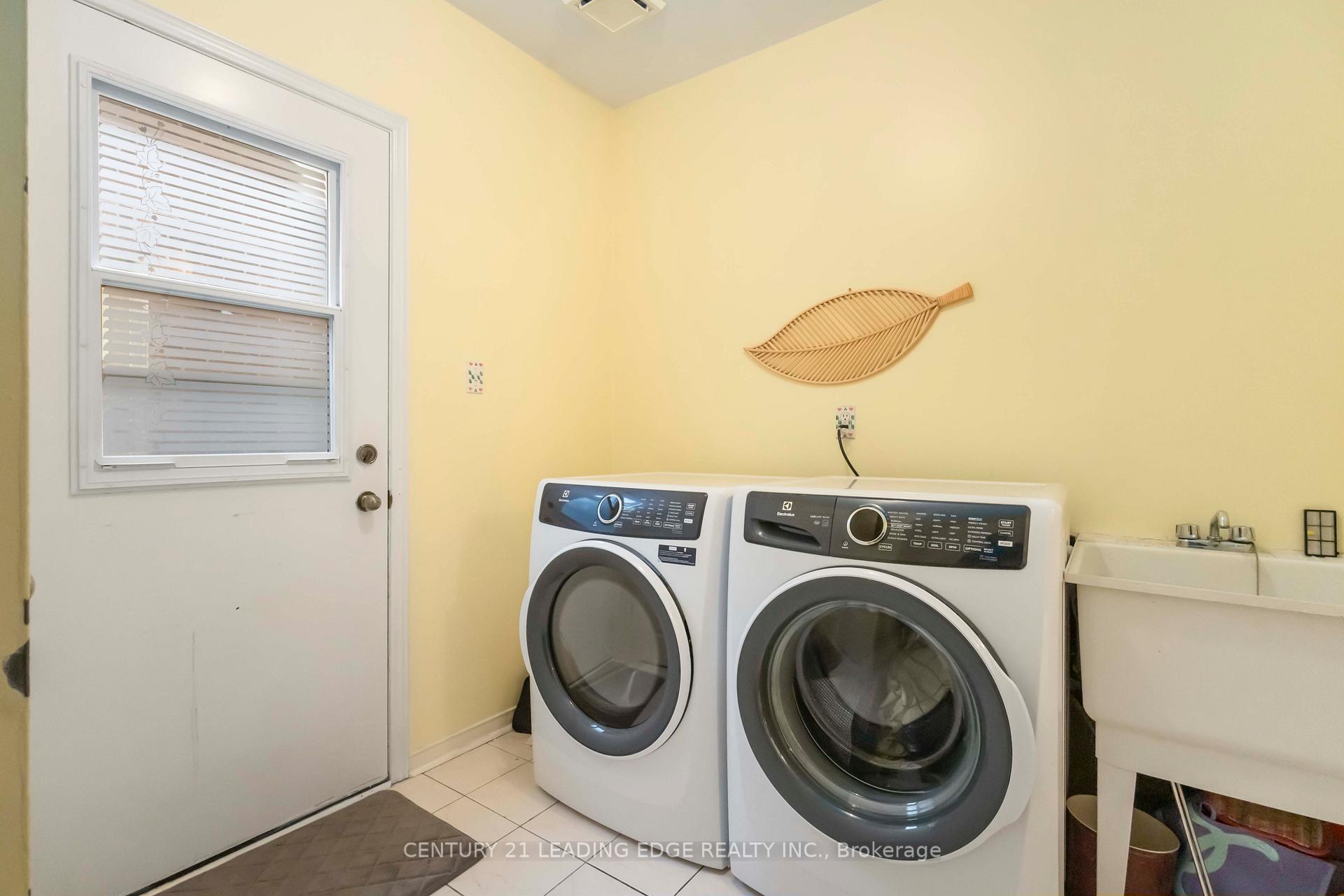 Photo 37 of 62 Chiltern Place, Whitby, Pringle Creek — HOMEH