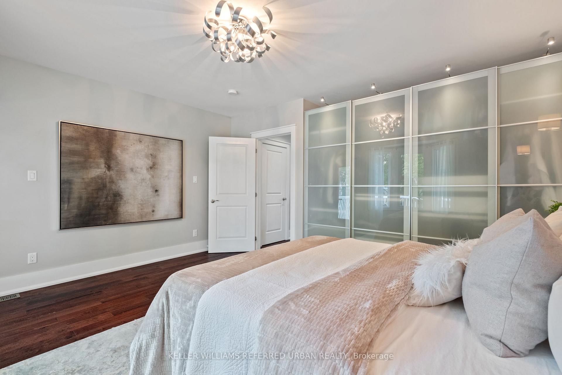 Photo 3 of 39 Ashdale Avenue, Toronto, Greenwood-Coxwell — HOMEH