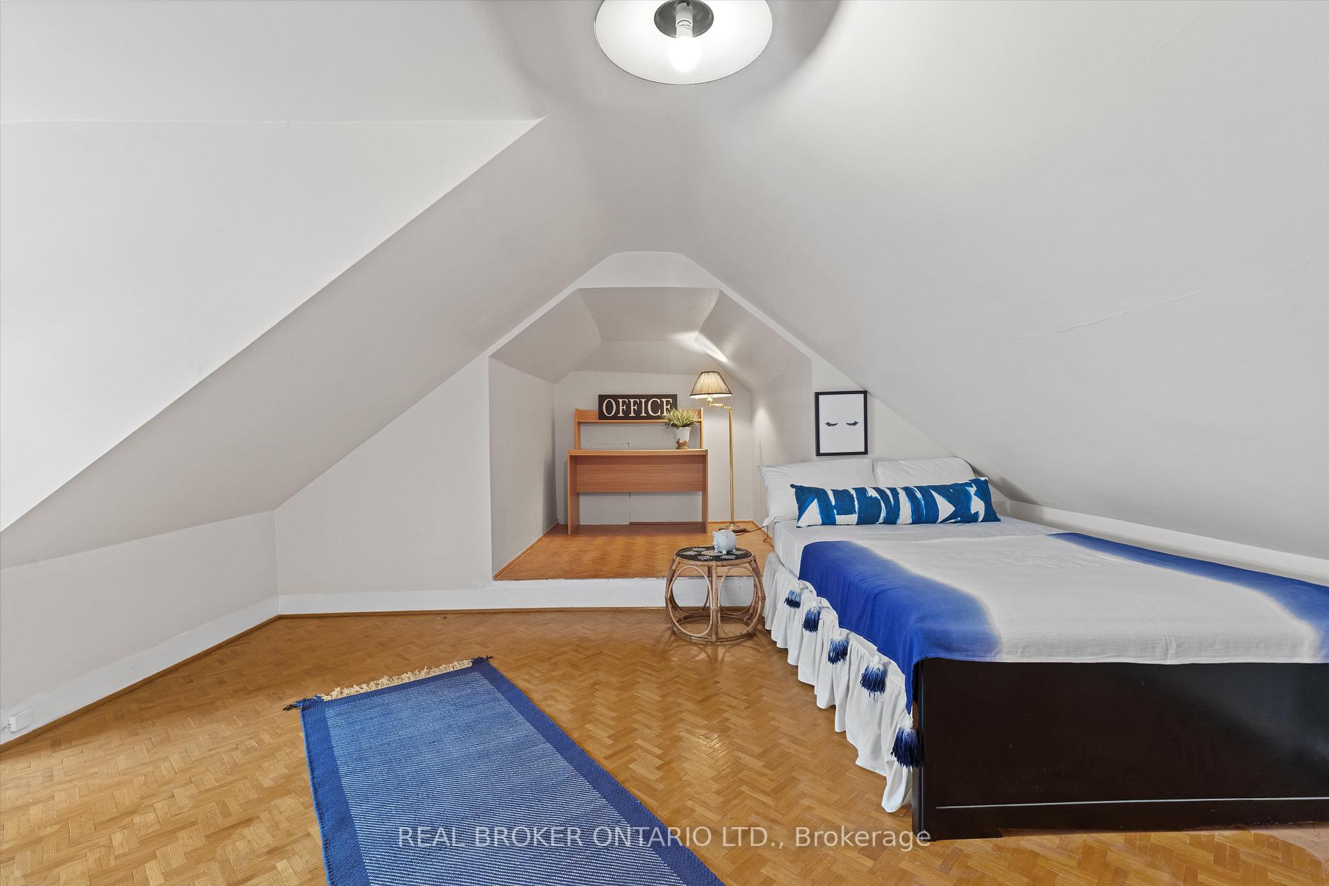 Photo 13 of 882 Coxwell Avenue, Toronto, Danforth Village-East York — HOMEH