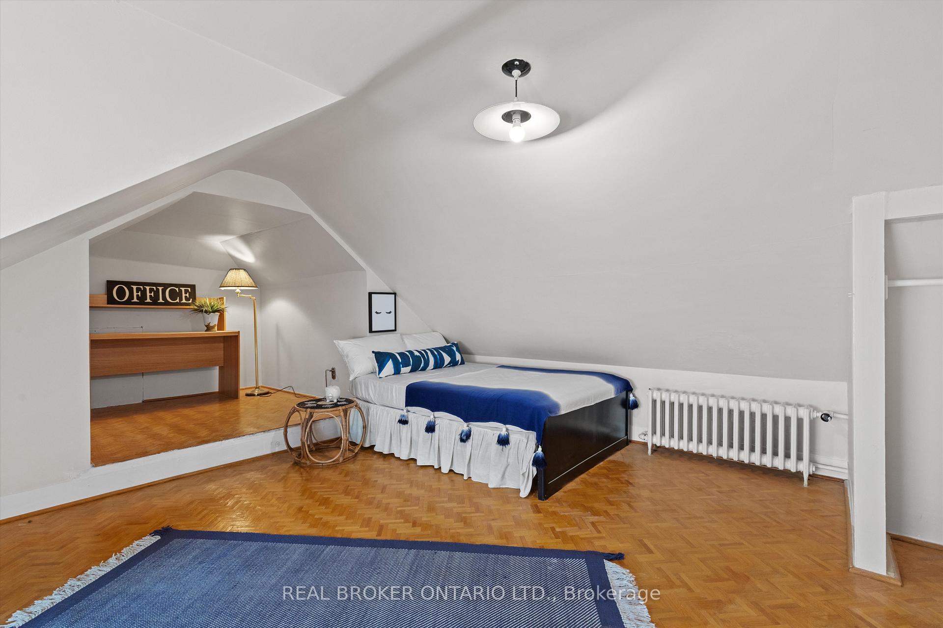 Photo 24 of 882 Coxwell Avenue, Toronto, Danforth Village-East York — HOMEH