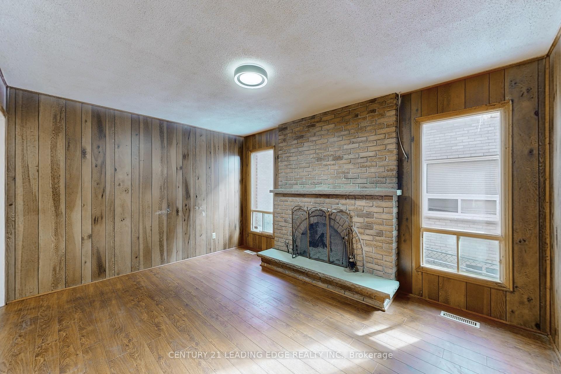 Photo 23 of 110 Stargell Crescent, Markham, Raymerville — HOMEH