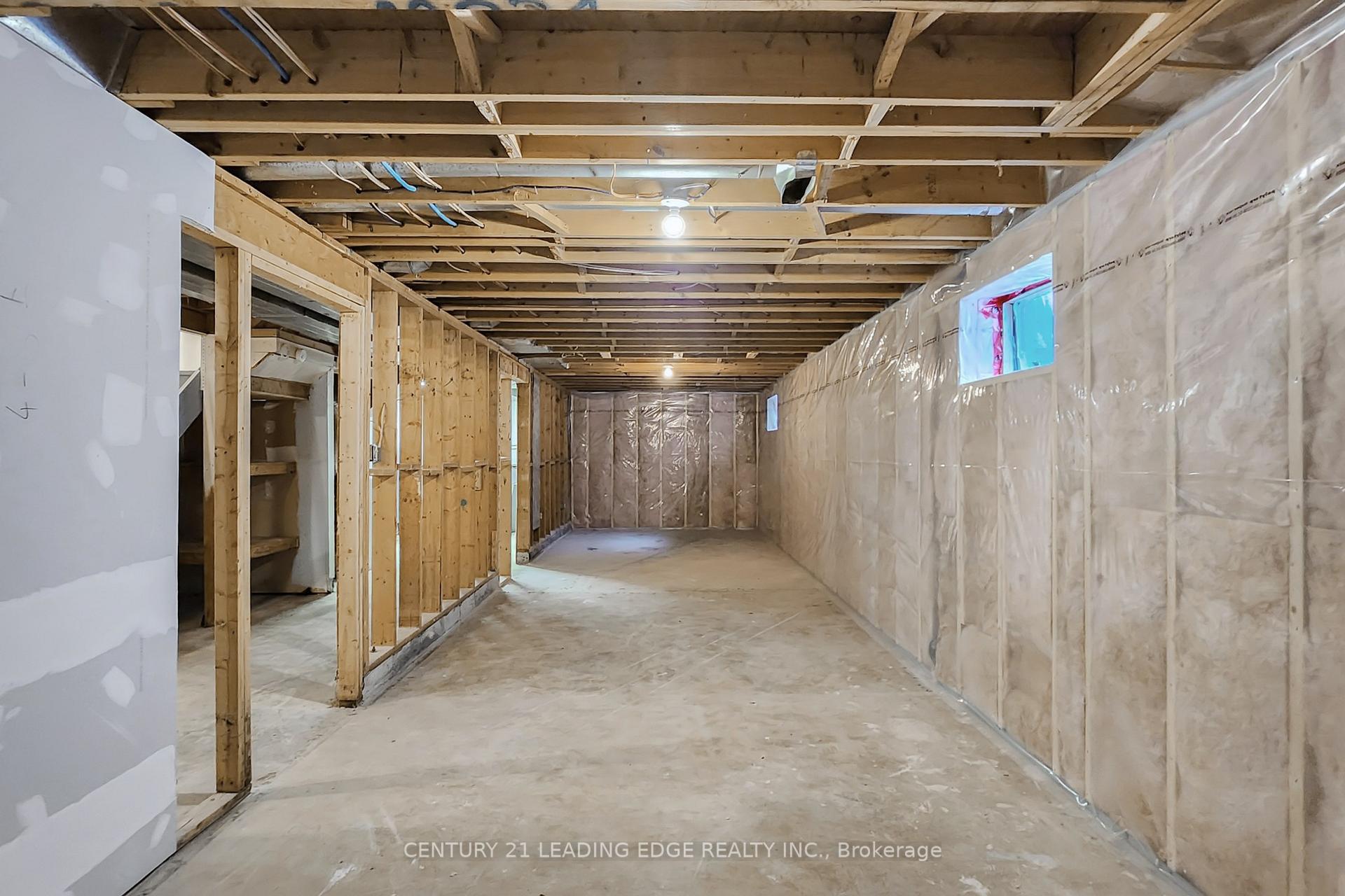 Photo 24 of 110 Stargell Crescent, Markham, Raymerville — HOMEH