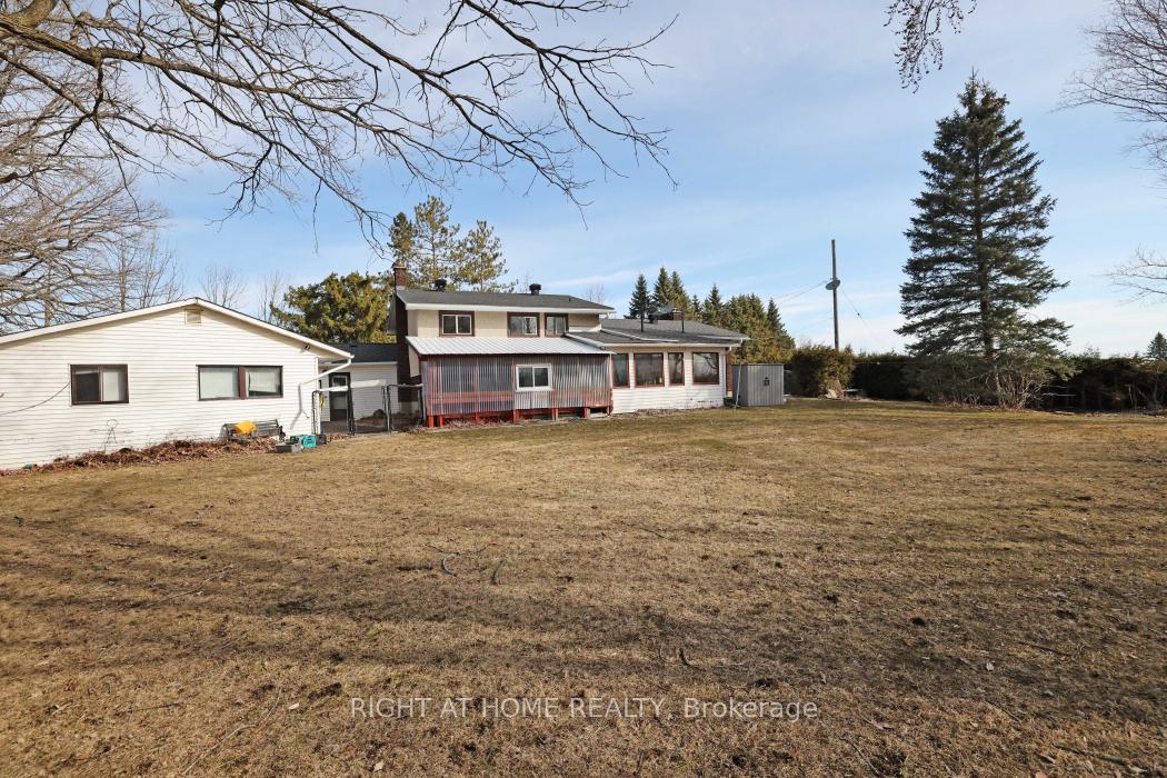 Photo 32 of 6024 Dobson Lane, Ottawa, Goulbourn Twp From Franktown Rd/South To Rideau — HOMEH