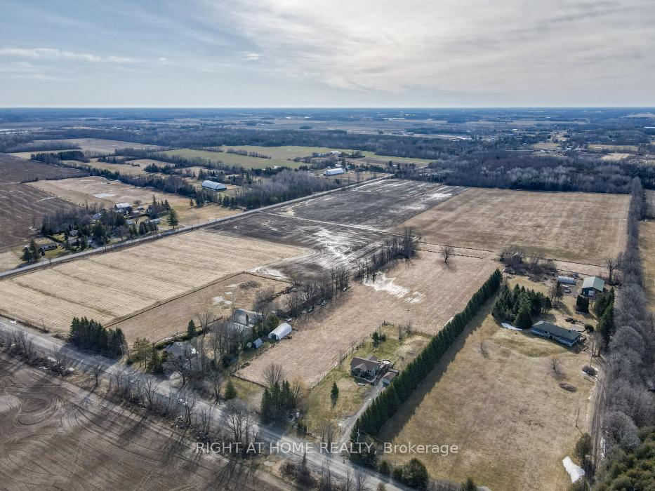 Photo 24 of 6024 Dobson Lane, Ottawa, Goulbourn Twp From Franktown Rd/South To Rideau — HOMEH