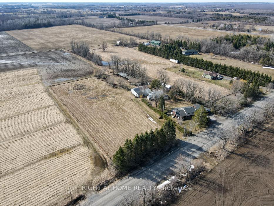 Photo 46 of 6024 Dobson Lane, Ottawa, Goulbourn Twp From Franktown Rd/South To Rideau — HOMEH