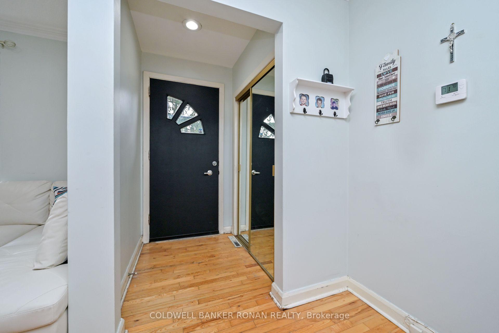 Photo 30 of 51 Sackville Street, Caledon, Bolton West — HOMEH