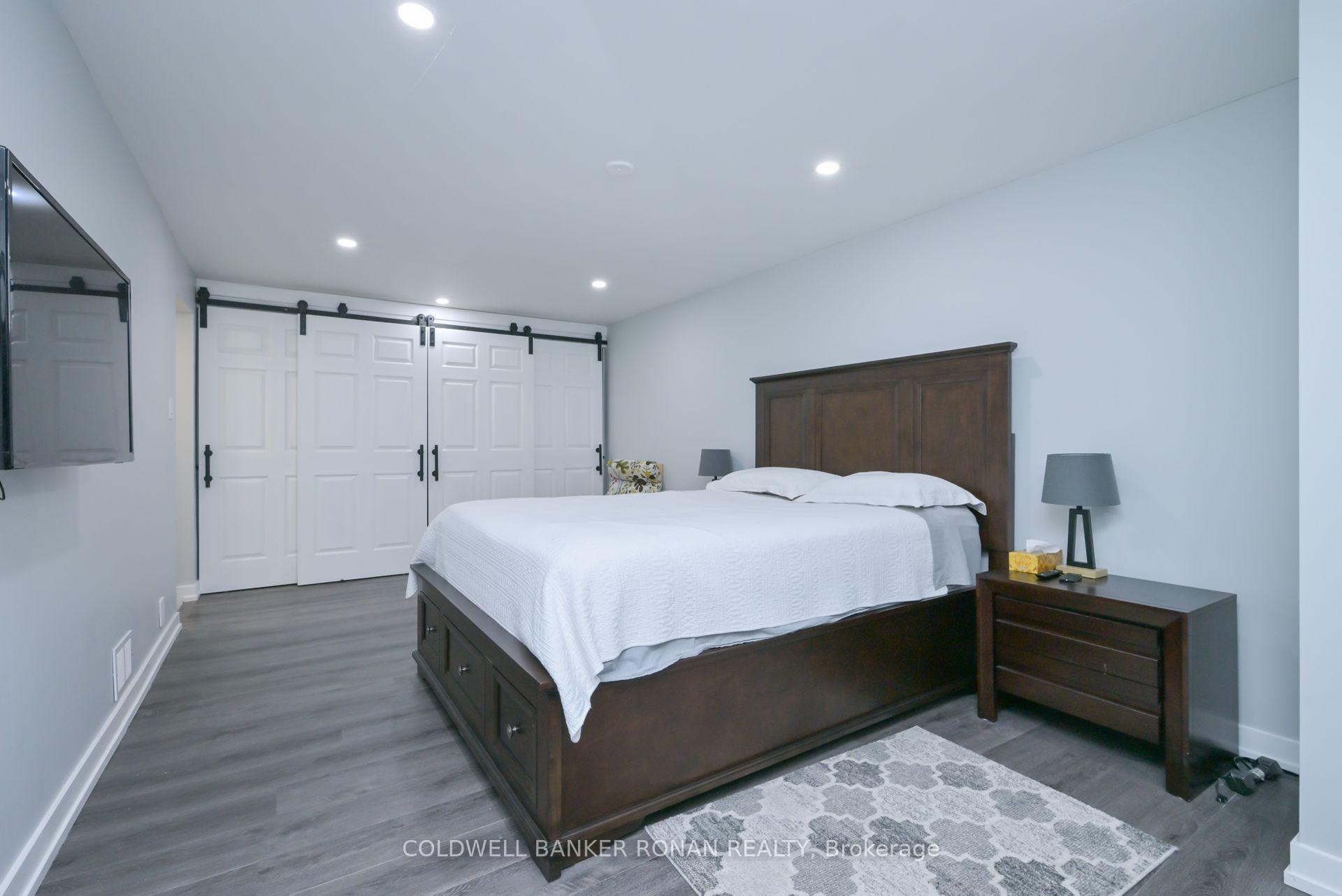 Photo 19 of 51 Sackville Street, Caledon, Bolton West — HOMEH