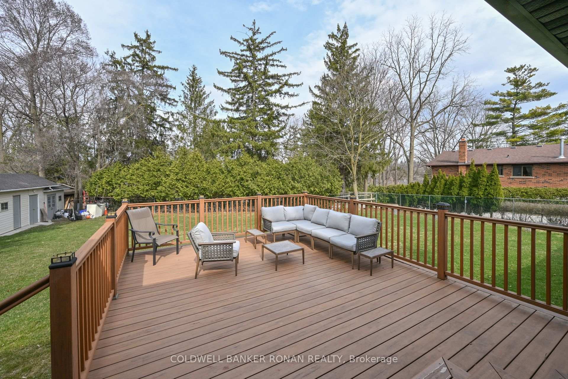 Photo 22 of 51 Sackville Street, Caledon, Bolton West — HOMEH