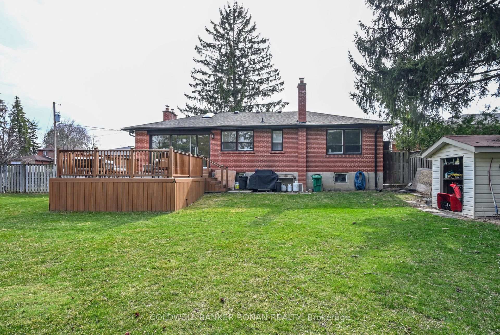 Photo 23 of 51 Sackville Street, Caledon, Bolton West — HOMEH