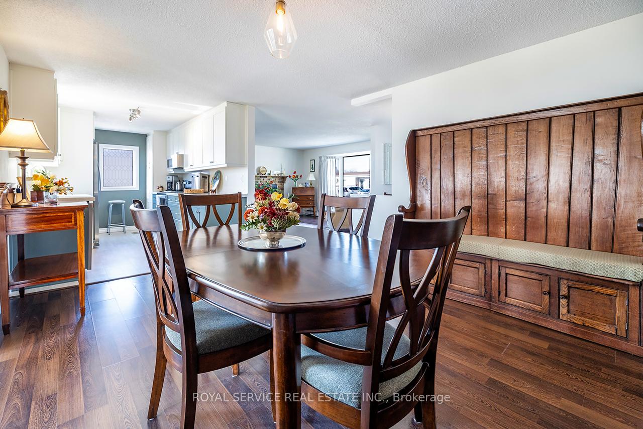 Photo 15 of 53 The Cove Road, Clarington, Newcastle — HOMEH