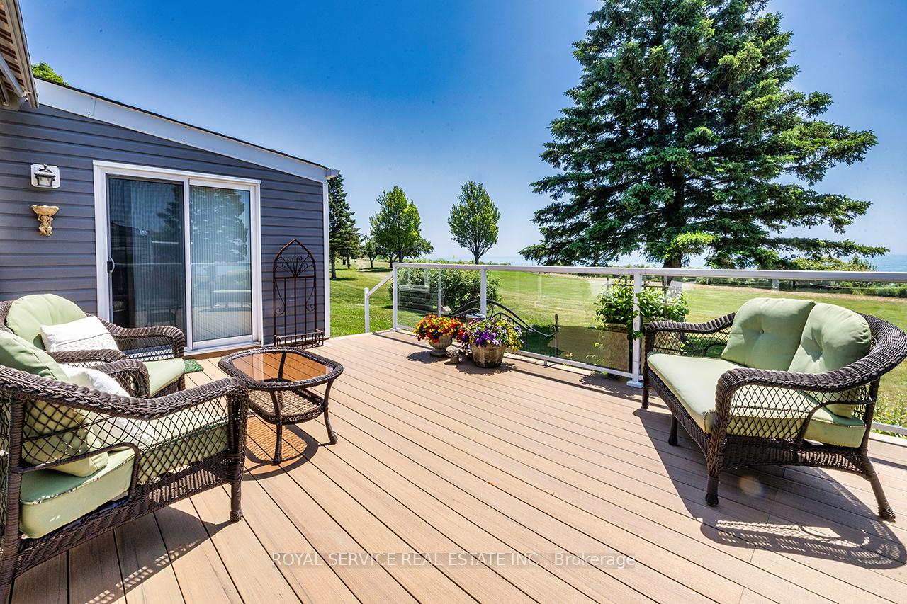 Photo 24 of 53 The Cove Road, Clarington, Newcastle — HOMEH