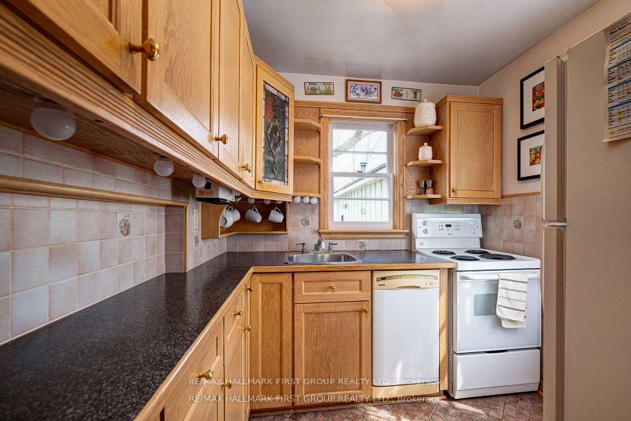 Photo 2 of 117 Halls Road, Whitby, Rural Whitby — HOMEH