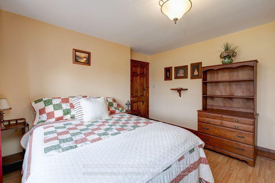 Photo 21 of 117 Halls Road, Whitby, Rural Whitby — HOMEH
