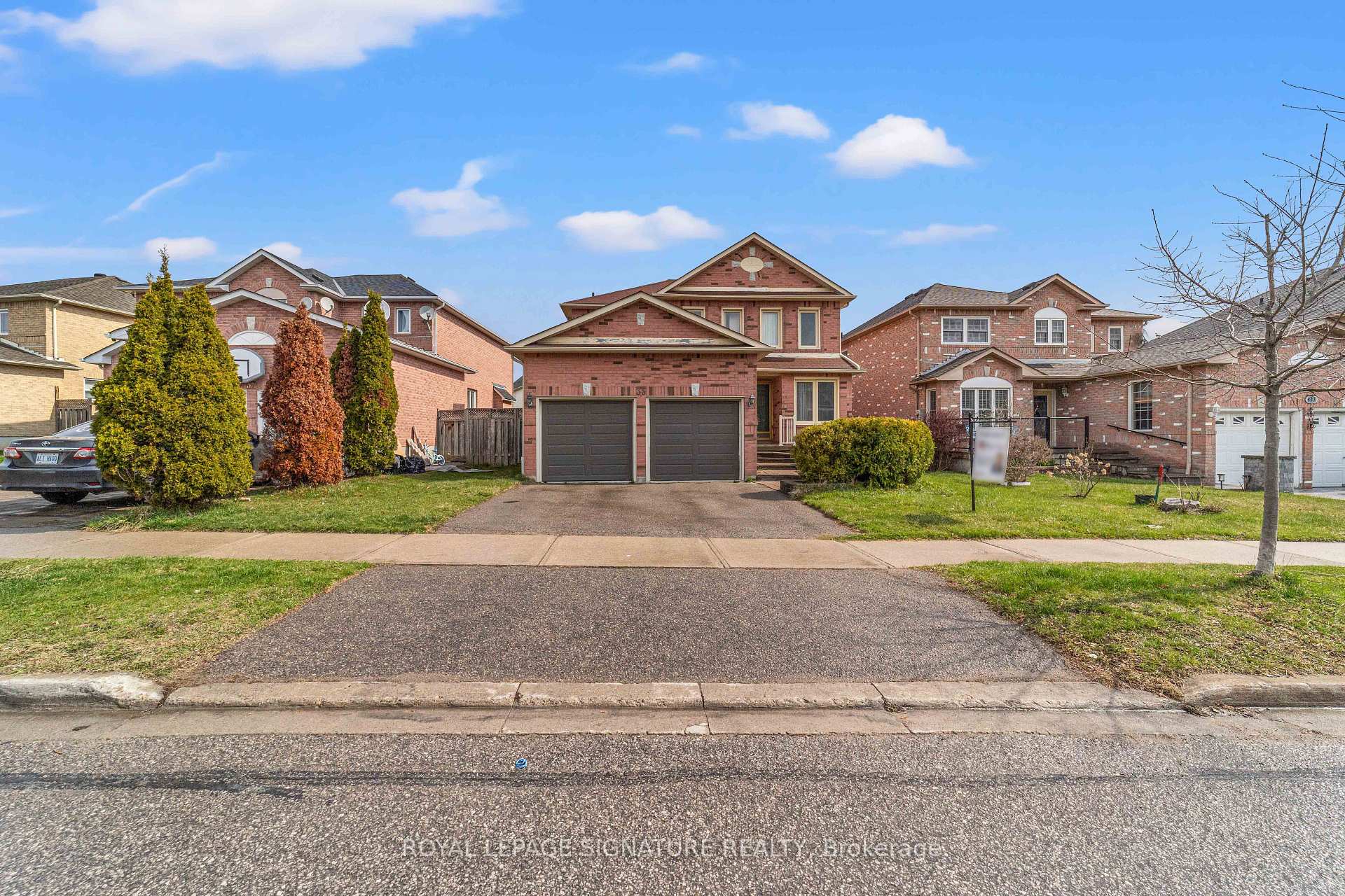 Photo 16 of 35 Valleywood Drive, Whitby, Williamsburg — HOMEH