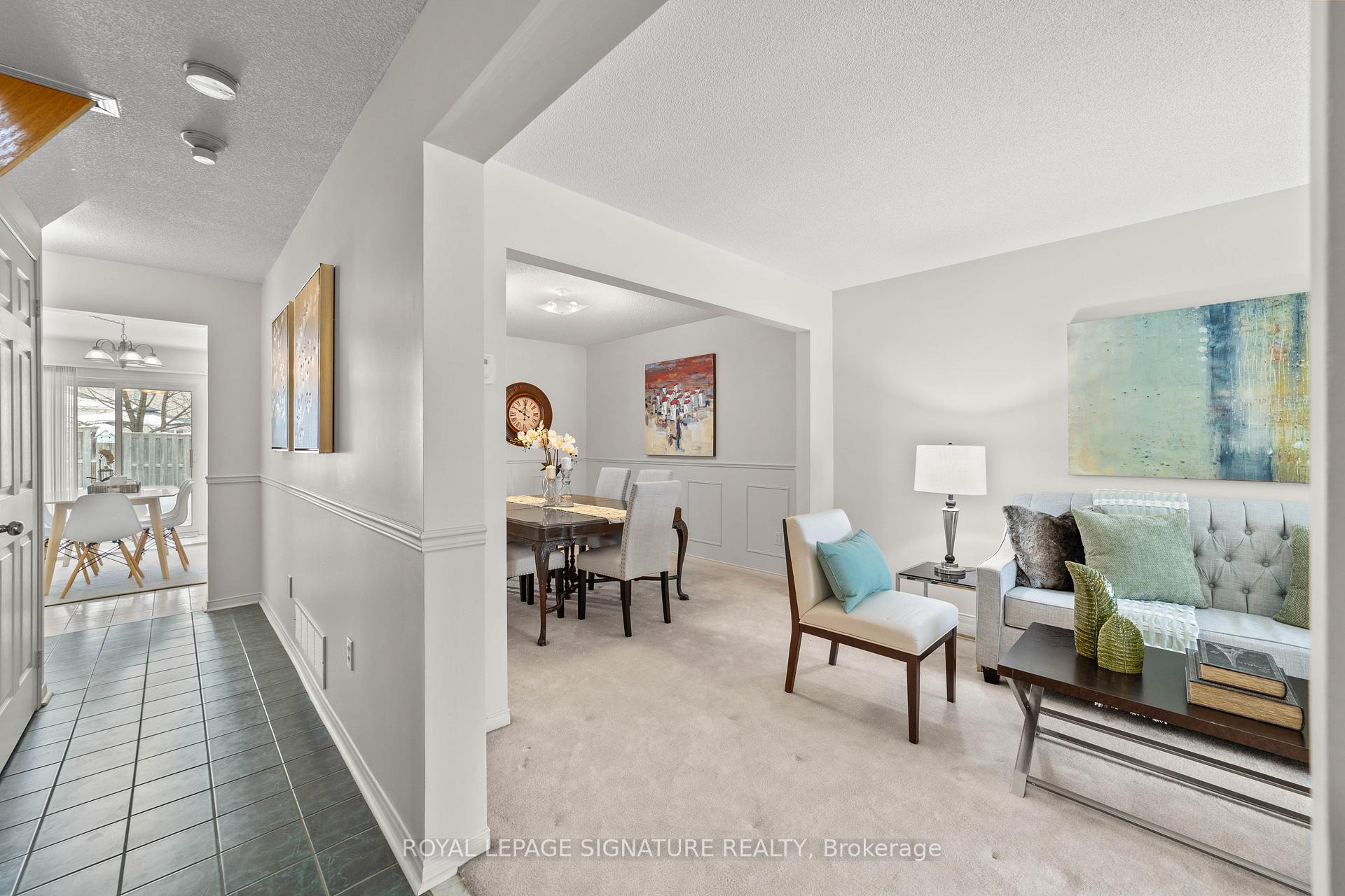 Photo 24 of 35 Valleywood Drive, Whitby, Williamsburg — HOMEH