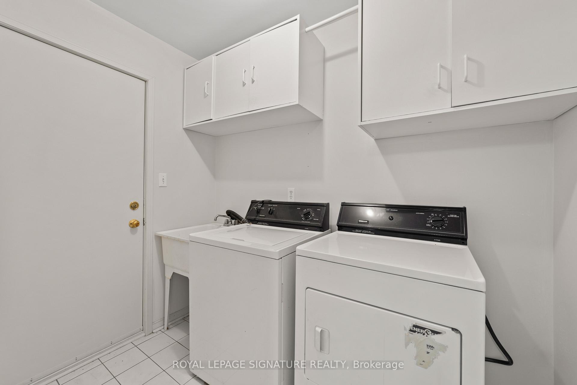 Photo 14 of 35 Valleywood Drive, Whitby, Williamsburg — HOMEH