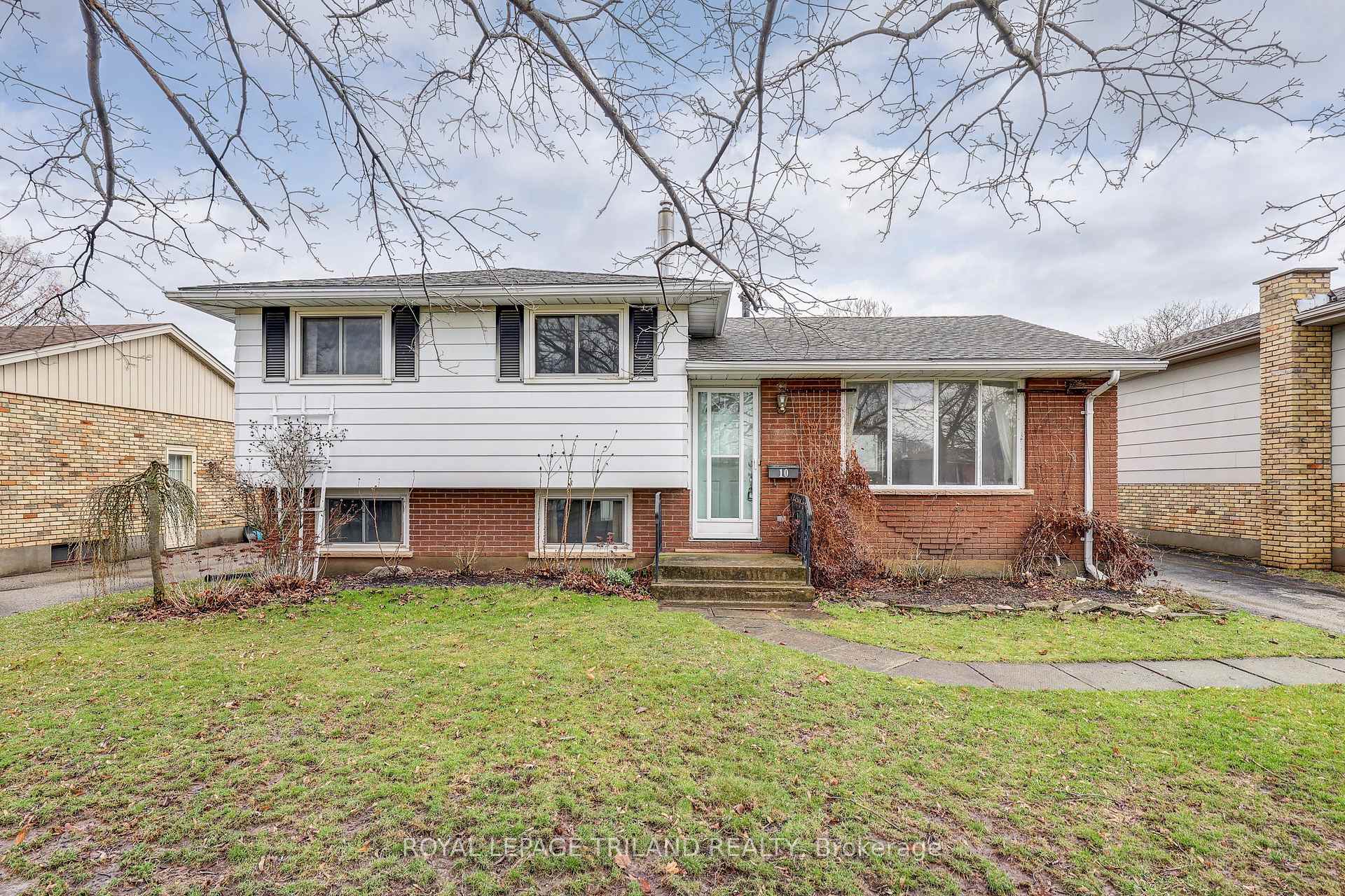 Photo 1 of 10 Paulson Court, St. Thomas — HOMEH