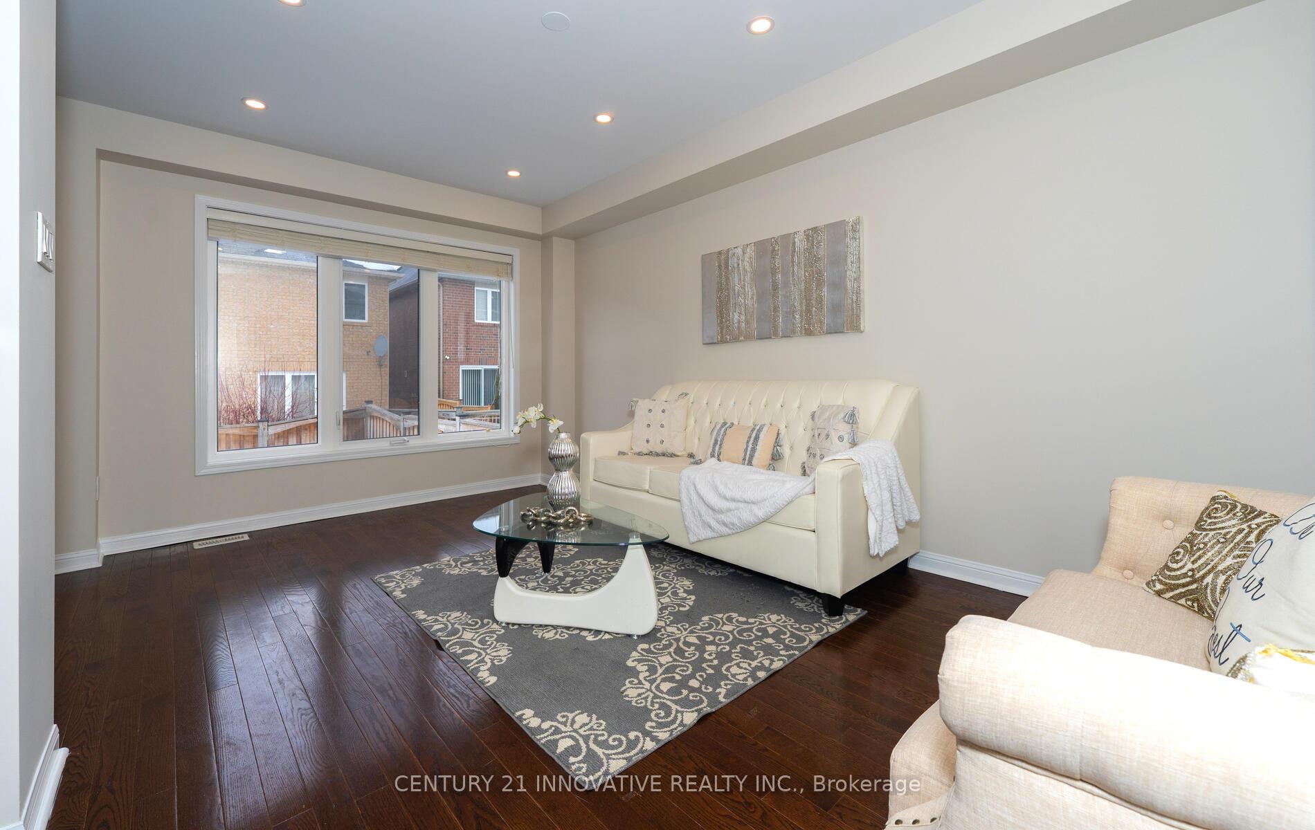 Photo 10 of 1863 Liatris Drive, Pickering, Duffin Heights — HOMEH