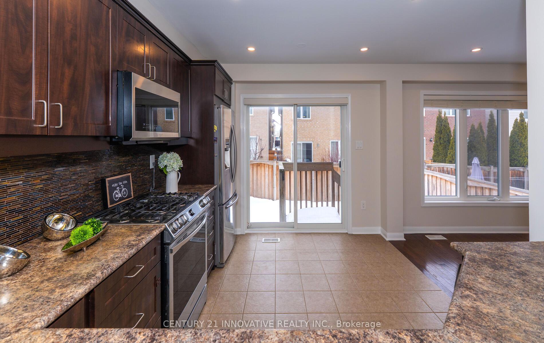 Photo 15 of 1863 Liatris Drive, Pickering, Duffin Heights — HOMEH