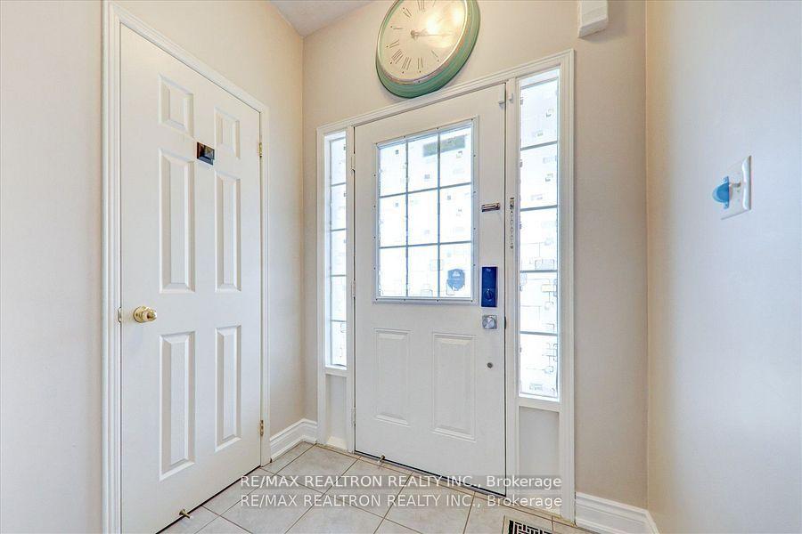 Photo 4 of 24 Michaelman Road, Ajax, South East — HOMEH