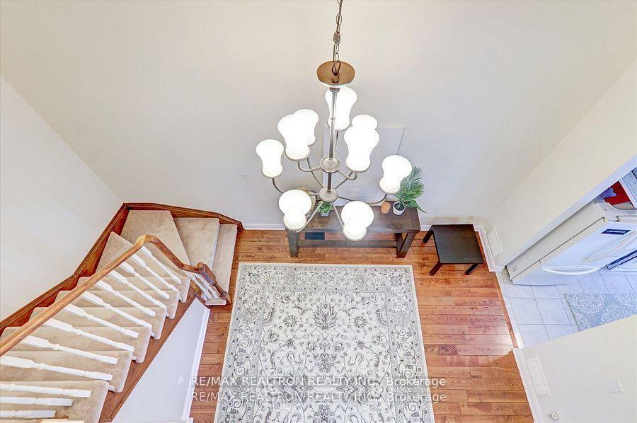 Photo 18 of 24 Michaelman Road, Ajax, South East — HOMEH