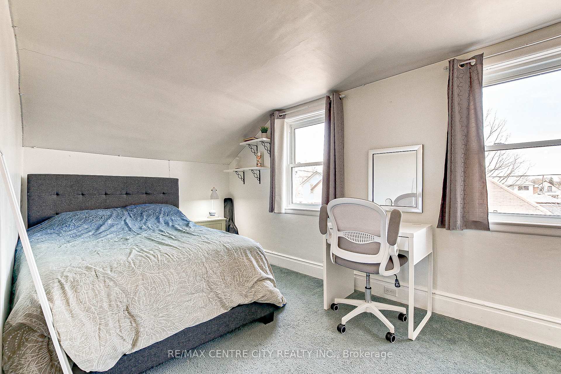 Photo 21 of 10 Hamilton Street, St. Thomas — HOMEH