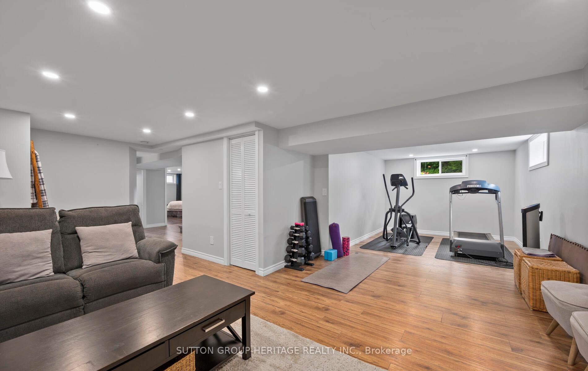 Photo 32 of 3319 Garrard Road, Whitby, Rolling Acres — HOMEH