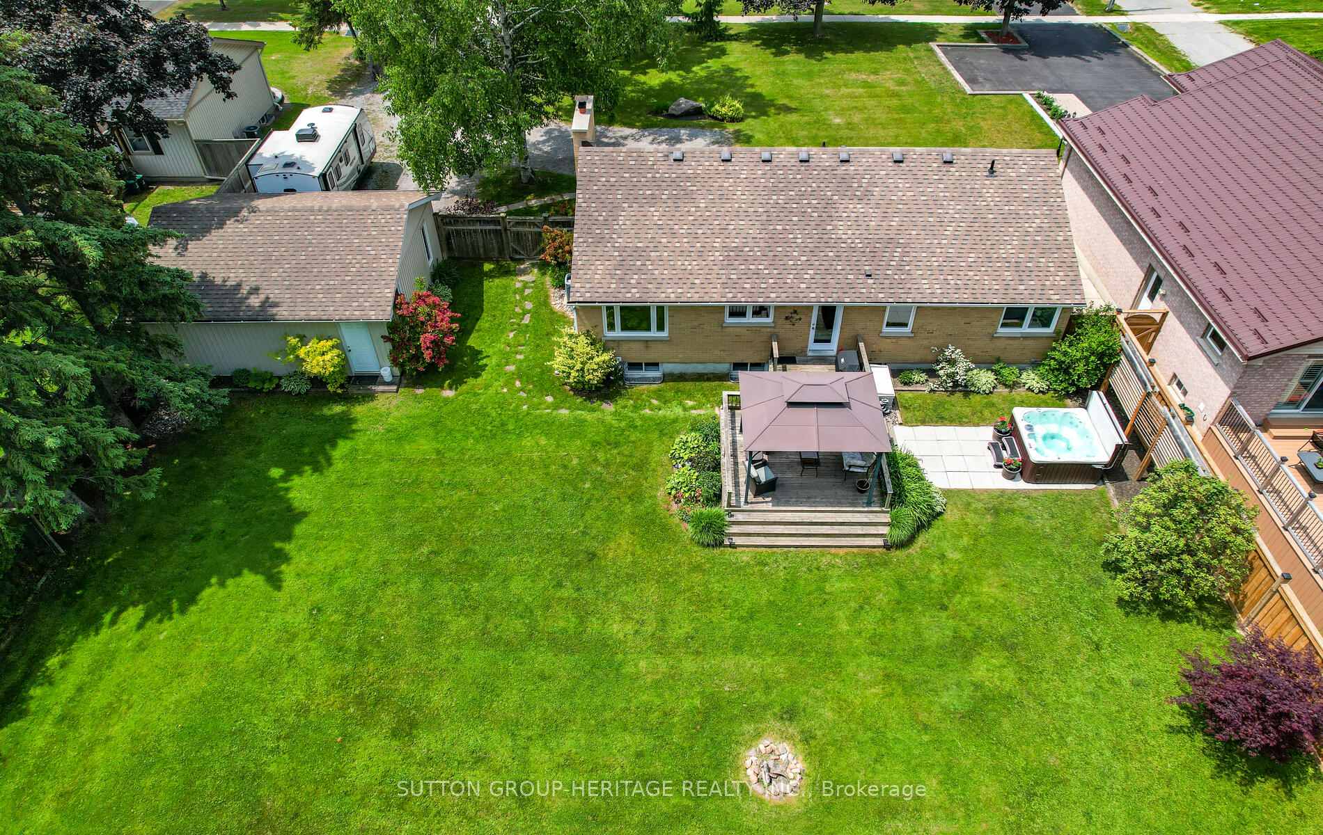 Photo 44 of 3319 Garrard Road, Whitby, Rolling Acres — HOMEH