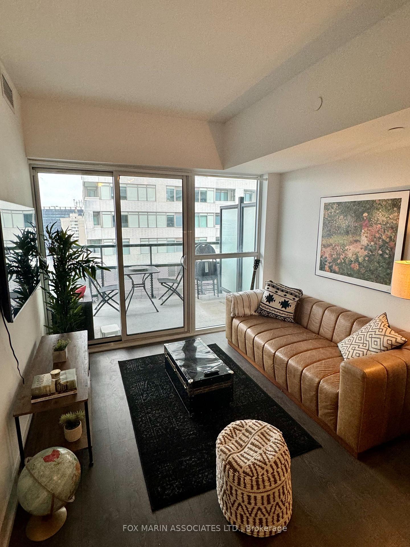 Photo 1 of Unit 1506, 11 Lillian Street, Toronto, Mount Pleasant West — HOMEH