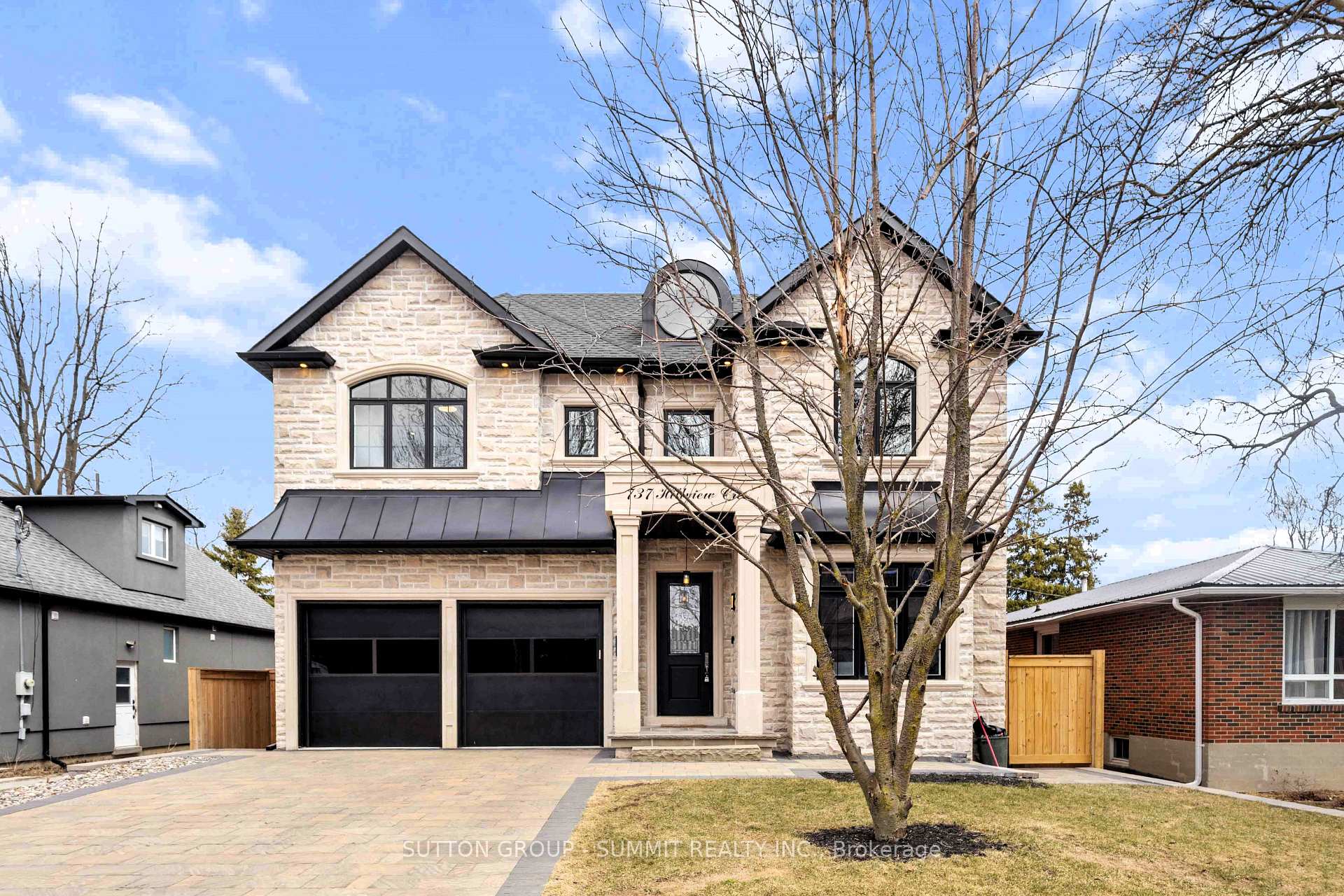Photo 1 of 737 Hillview Crescent, Pickering, West Shore — HOMEH